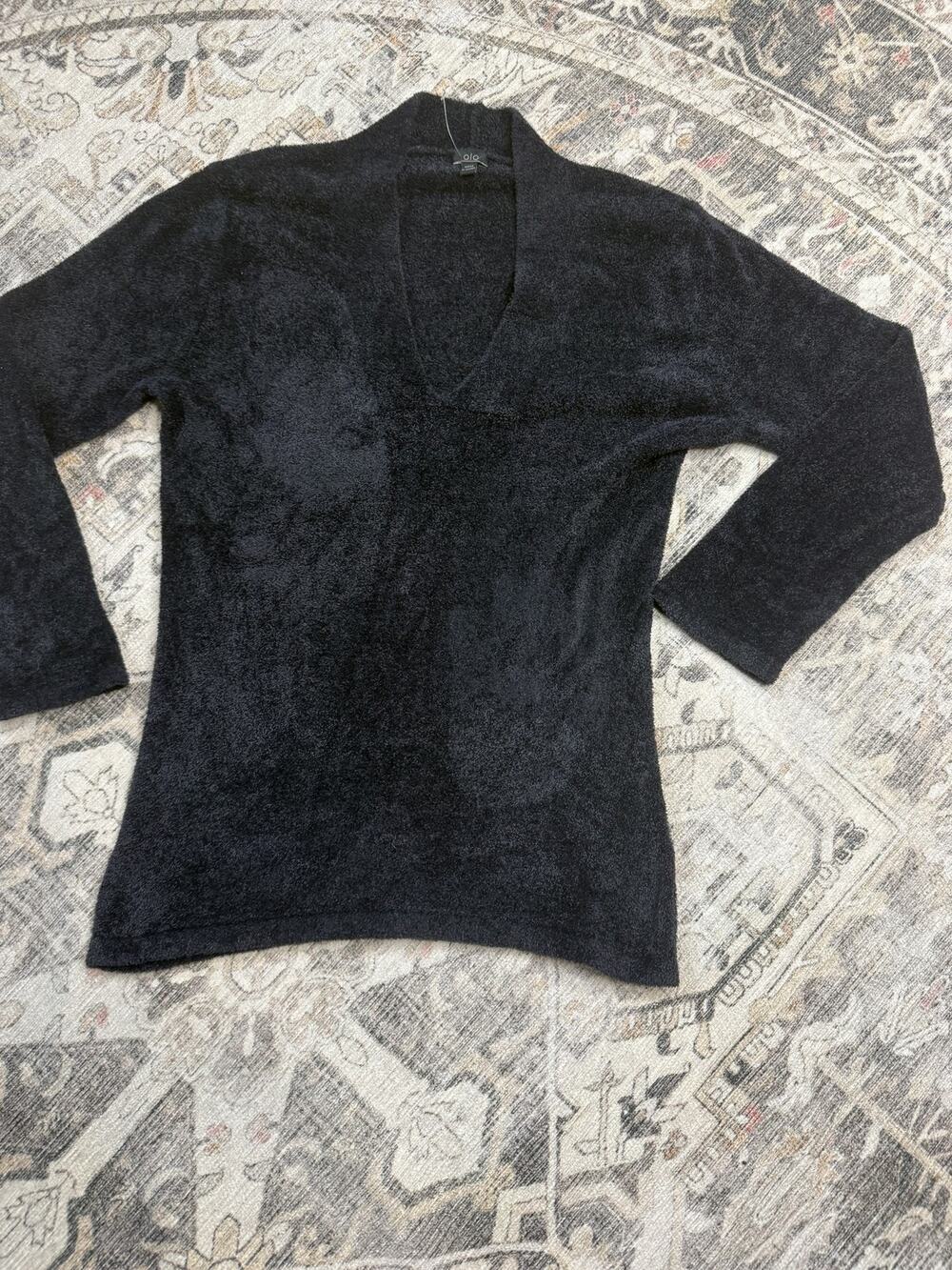 Alo Yoga Chenille V-Neck Pullover Sweater Black Plush Knit 3/4 Sleeve Women's S